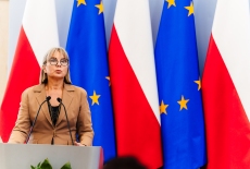 przemawia Elżbieta Bieńkowska